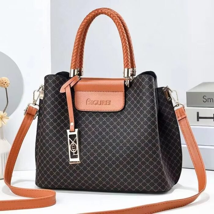 Valmerra Jade Handbag - Image 2