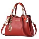 Valmerra Glamour Handbag - Image 2
