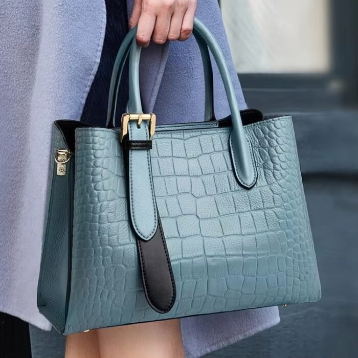 Valmerra Nova  Handbag - Image 2