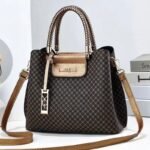 Valmerra Jade Handbag - Image 3