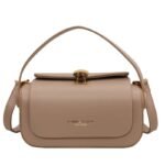 Valmeera Chic chic Handbag - Image 3