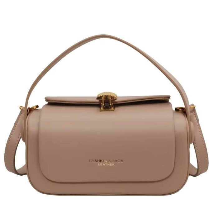 Valmeera Chic chic Handbag - Image 3