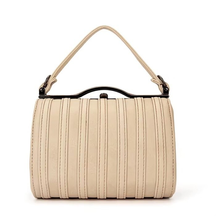 Valmeera Femme Fatale Handbag - Image 1